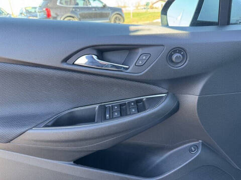 2018 Chevrolet Cruze LS Auto