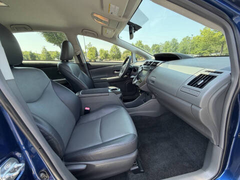 2012 Toyota Prius v Five