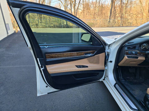 2013 BMW 7 Series 750Li xDrive