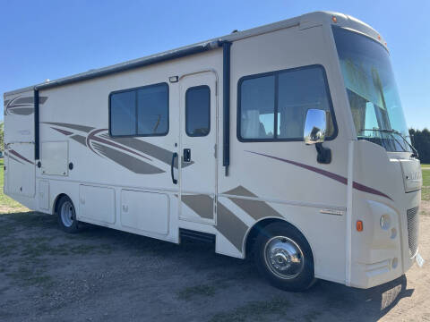 2017 Winnebago Vista 29VE