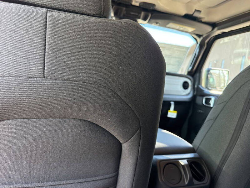 2025 Jeep Wrangler Sport S 4xe