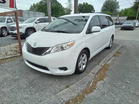 2014 Toyota Sienna for sale at Butler's Automotive in Henderson KY