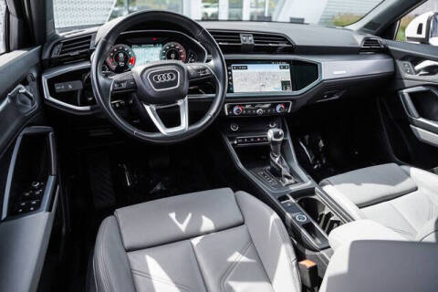 2024 Audi Q3 quattro S line Prem Plus 45 TFSI