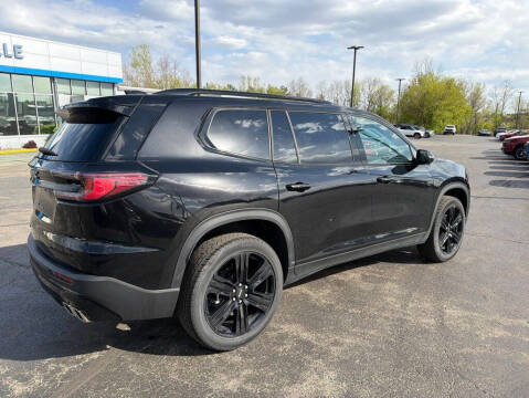 2025 GMC Acadia Elevation