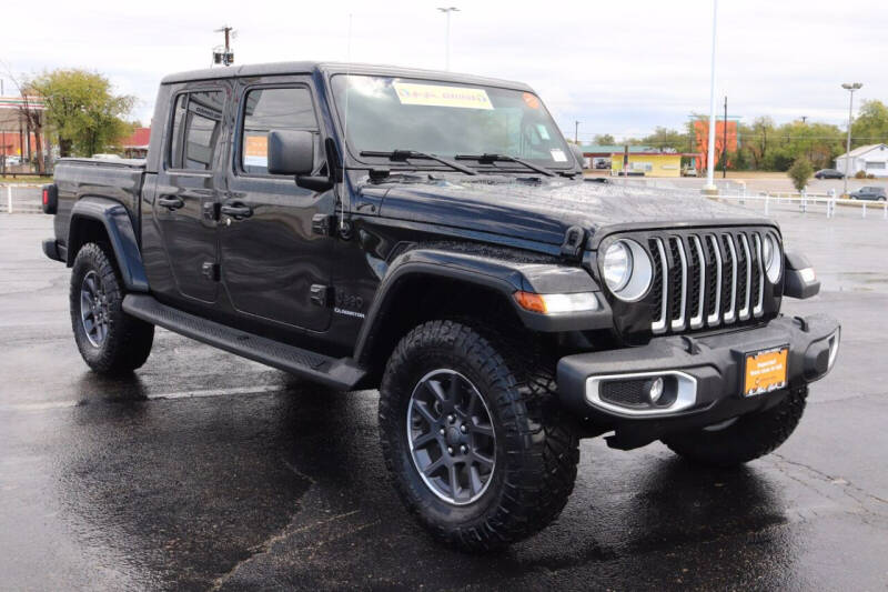 2022 Jeep Gladiator Overland