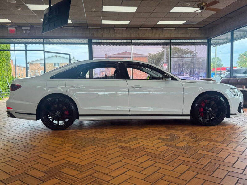 2023 Audi S8 4.0T quattro