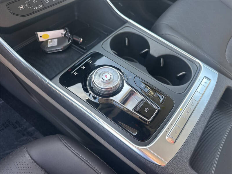 2025 Kia Carnival Hybrid EX