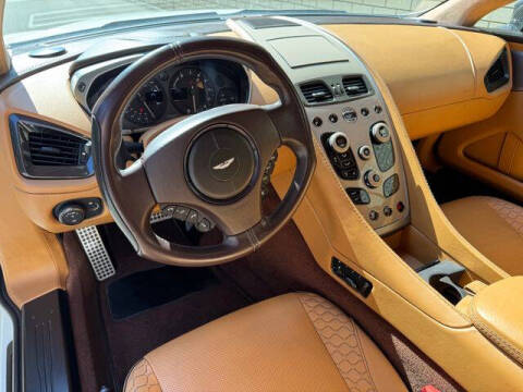 2015 Aston Martin Vanquish Volante