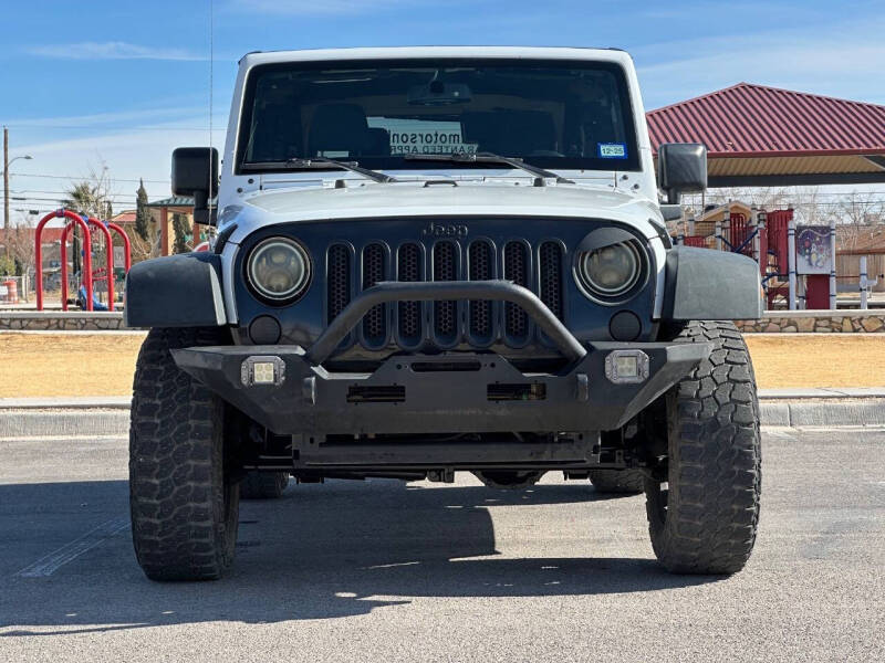 2017 Jeep Wrangler Willys Wheeler