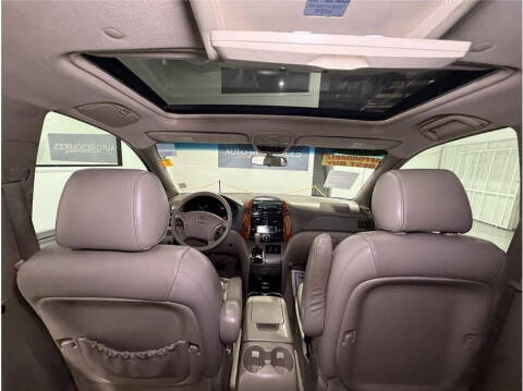 2008 Toyota Sienna