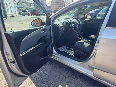 2015 Chevrolet Sonic LT Auto