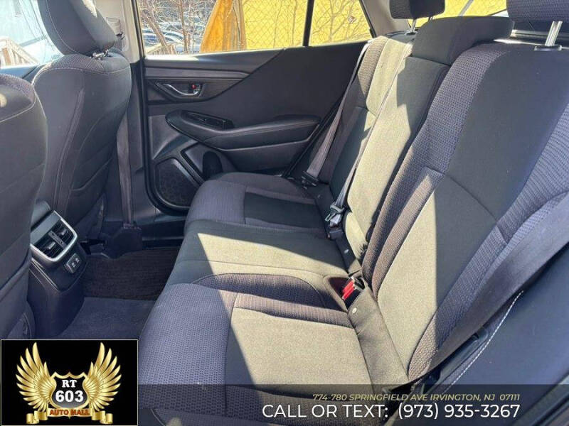 2022 Subaru Outback Premium