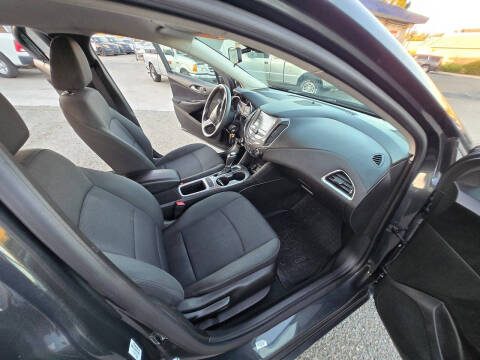 2017 Chevrolet Cruze LT Auto