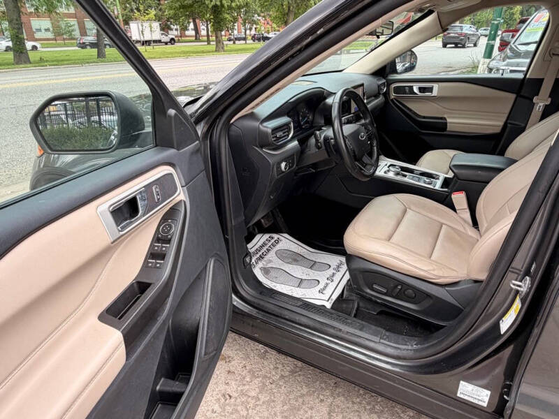 2020 Ford Explorer XLT