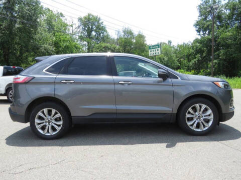 2023 Ford Edge Titanium