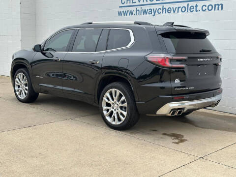 2024 GMC Acadia Denali
