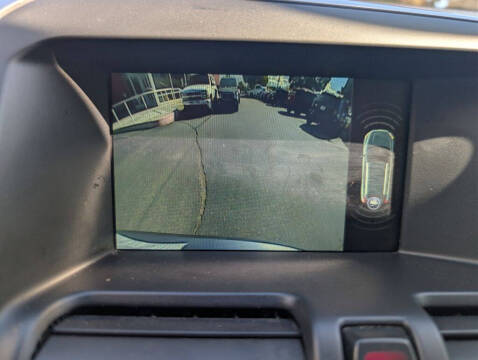 2016 Volvo XC60 T6 Drive-E