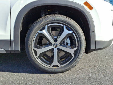 2026 Volkswagen Tiguan SE 4Motion