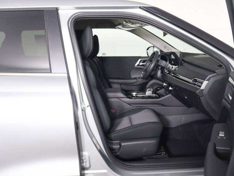2026 Mitsubishi Outlander ES