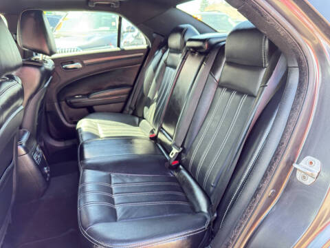 2014 Chrysler 300 S