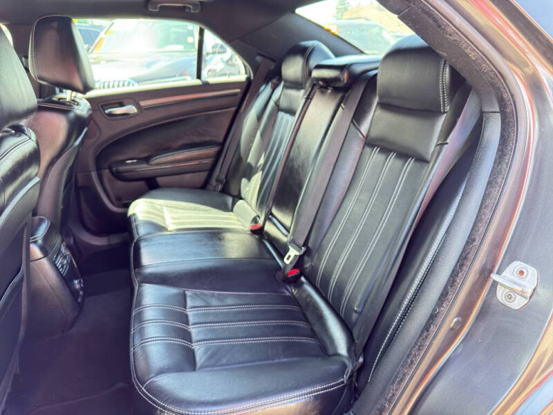 2014 Chrysler 300 S