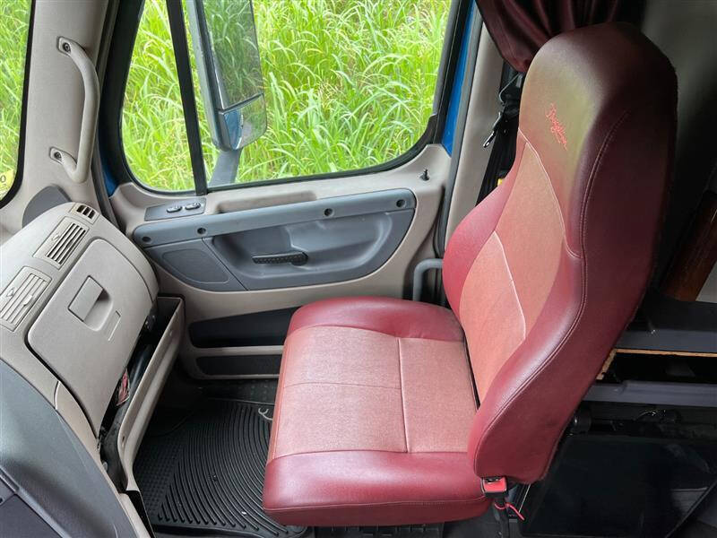 2012 Freightliner Cascadia