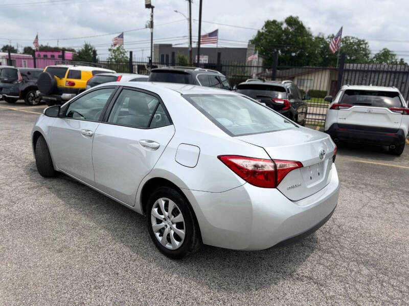 2017 Toyota Corolla LE