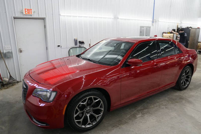 2016 Chrysler 300