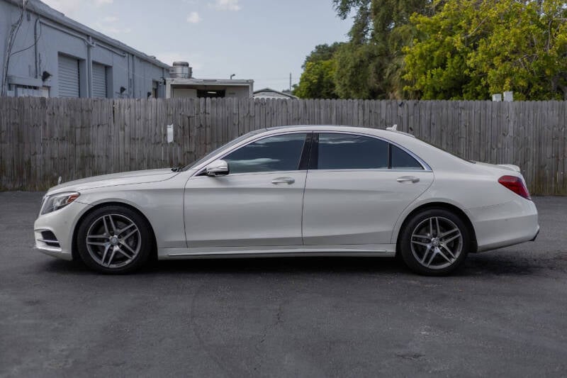 2016 Mercedes-Benz S-Class S550 photo 2