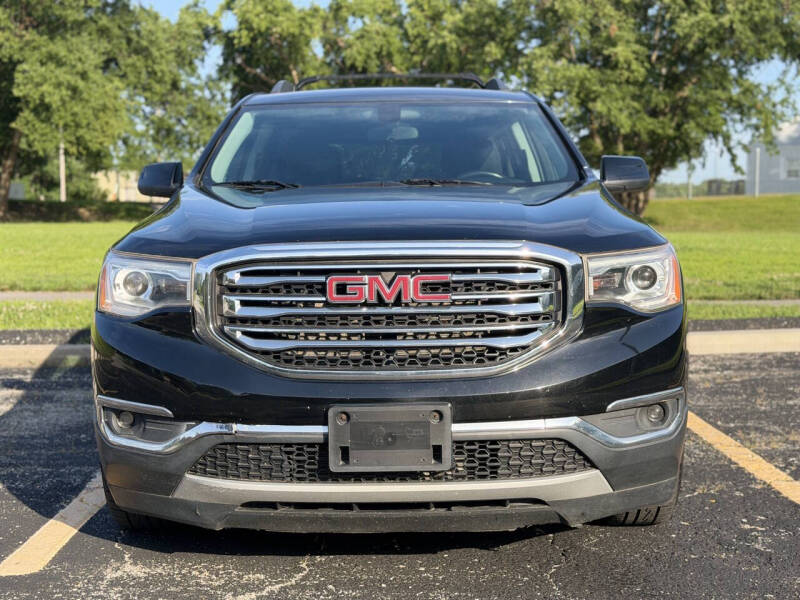 2017 GMC Acadia SLE-2