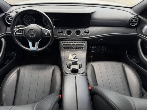 2019 Mercedes-Benz E-Class E 300