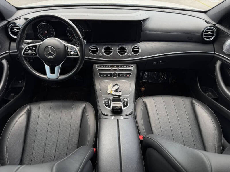 2019 Mercedes-Benz E-Class E 300