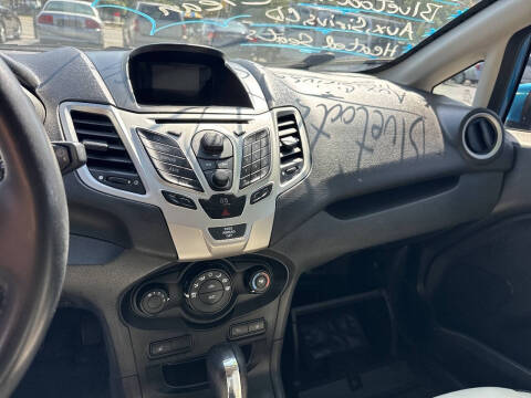 2013 Ford Fiesta Titanium