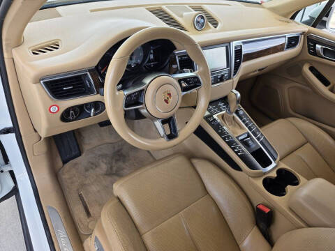 2016 Porsche Macan S