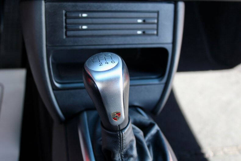 2003 Porsche 911 Carrera