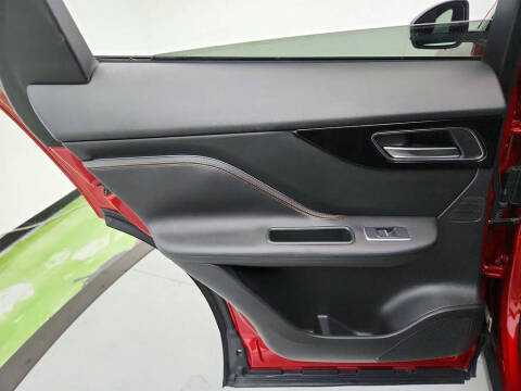 2018 Jaguar F-PACE 25t Prestige