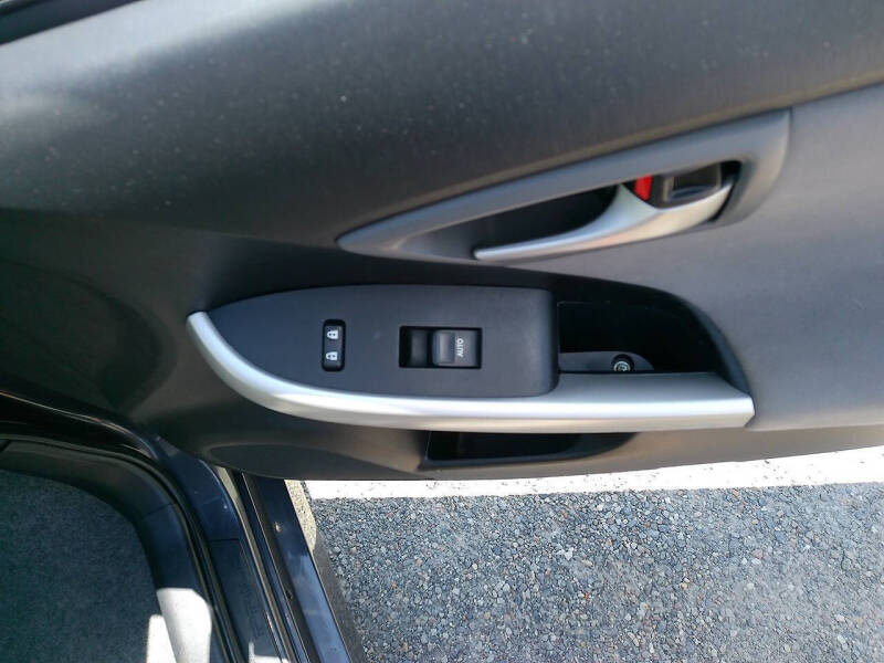 2015 Toyota Prius Two