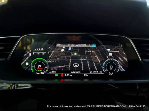 2021 Audi e-tron quattro Premium