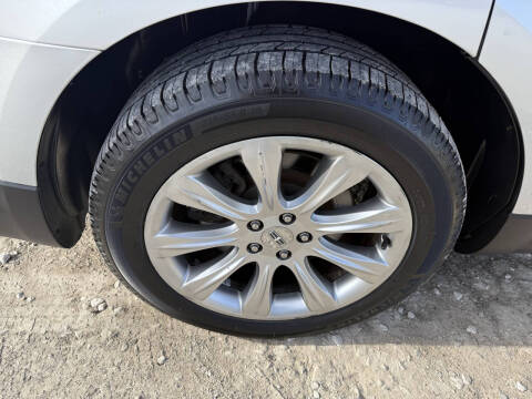 2014 Lincoln MKT Ecoboost