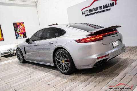 2019 Porsche Panamera GTS