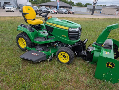 2024 John Deere x738a