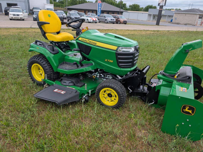 2024 John Deere x738a