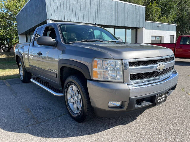 2007 Chevrolet Silverado 1500 for sale at Dan Haris Motors in Waterloo, IA