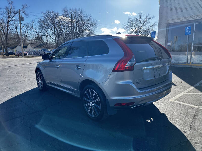2016 Volvo XC60 T5 Drive-E Premier