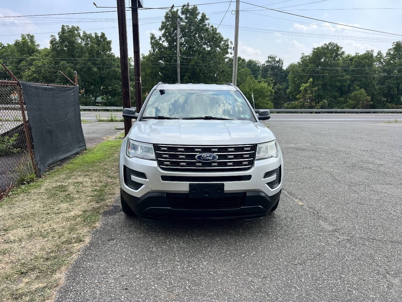 Silver 2016 Ford Explorer Base AWD Base 4dr SUV 2