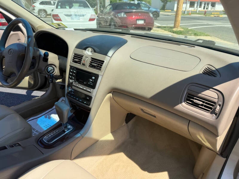 2000 Infiniti I30