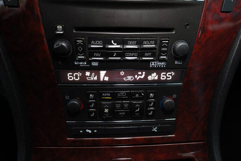2011 Cadillac Escalade Premium