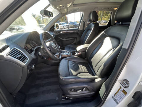 2017 Audi Q5 2.0T quattro Premium Plus