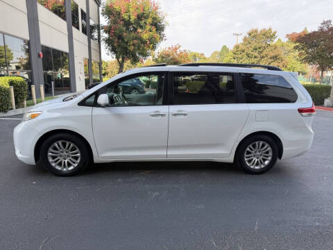 2011 Toyota Sienna