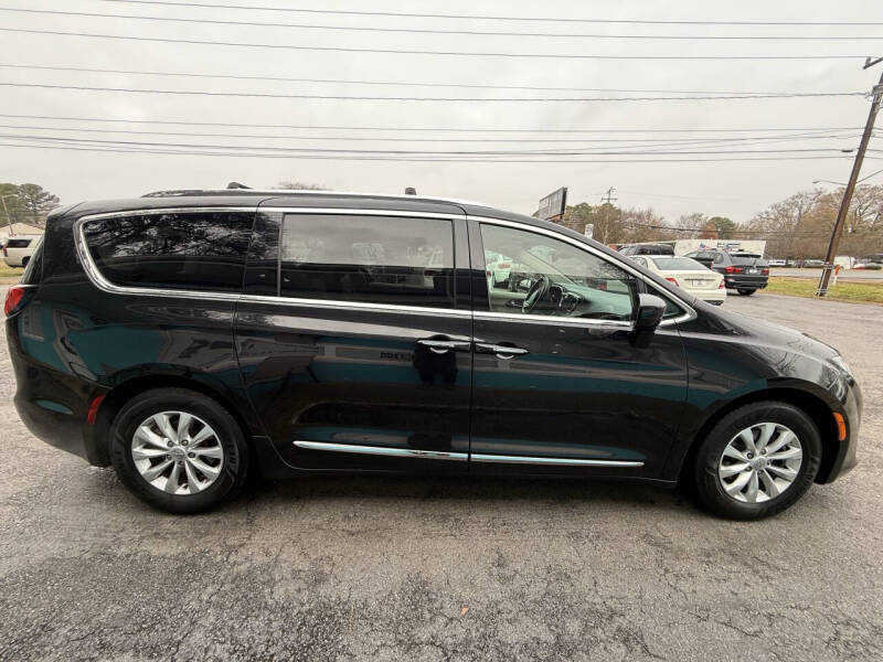 2018 Chrysler Pacifica Touring L Plus